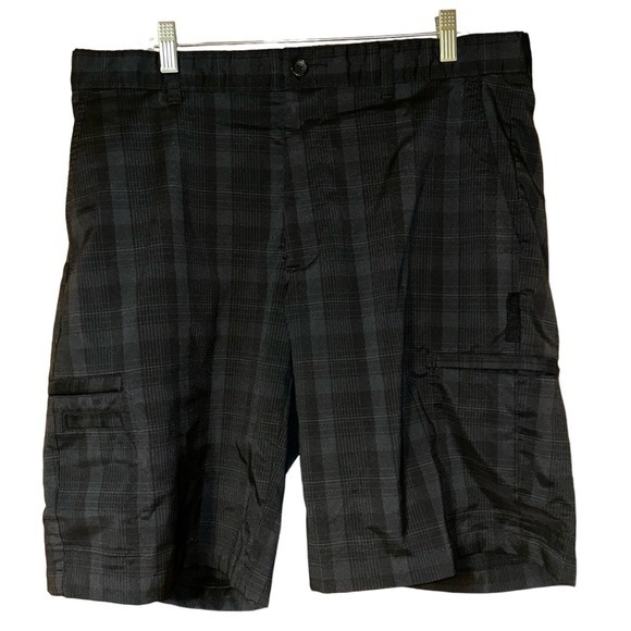 Greg Norman for Tasso Elba Black Plaid Cargo Shorts Golf Casual‎ Size 34 Stretch - Picture 1 of 9